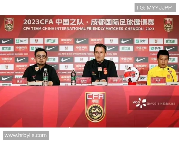 冲突升级!武磊与教练发生激烈争执